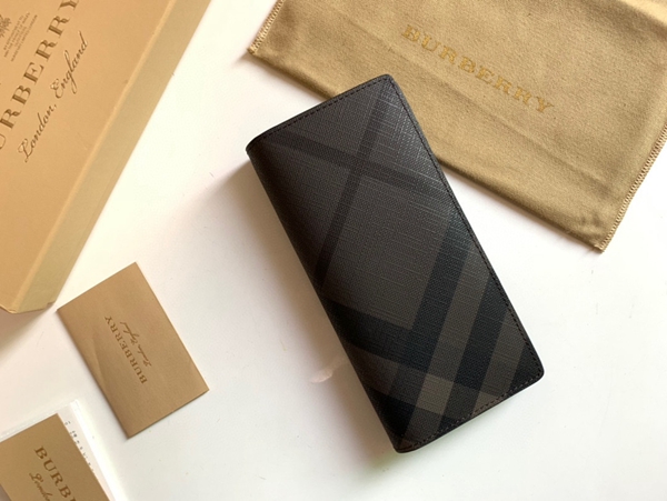 バーバリー財布全体デザイン
